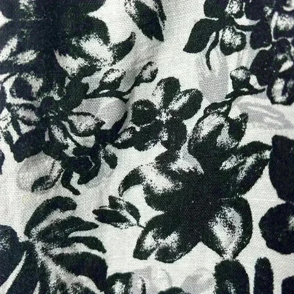 Briggs Linen Blend Floral Sleeveless V-Neck Shift Dress Size M Black & White - Picture 7 of 11